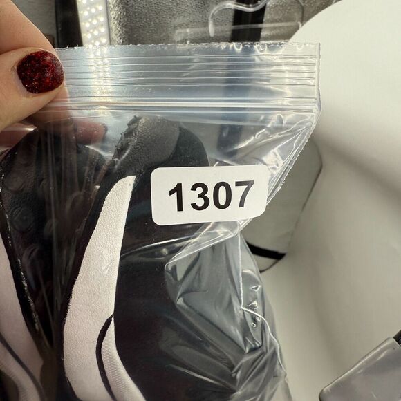 Blondo Women Mckayla Waterproof Sneaker Chunky Slip On Chain Black Suede Size 10 - Picture 13 of 13